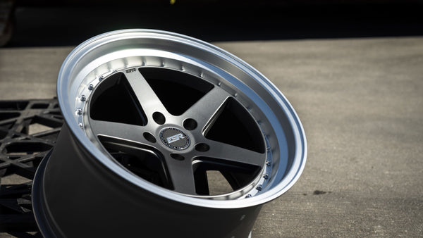 CS5 Matte Graphite