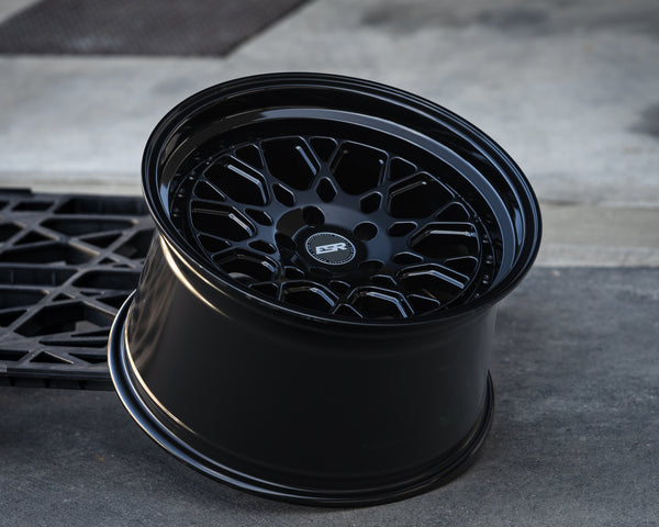 CS3 Gloss Black