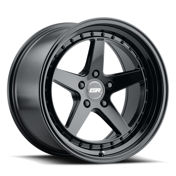 CS5 Gloss Black